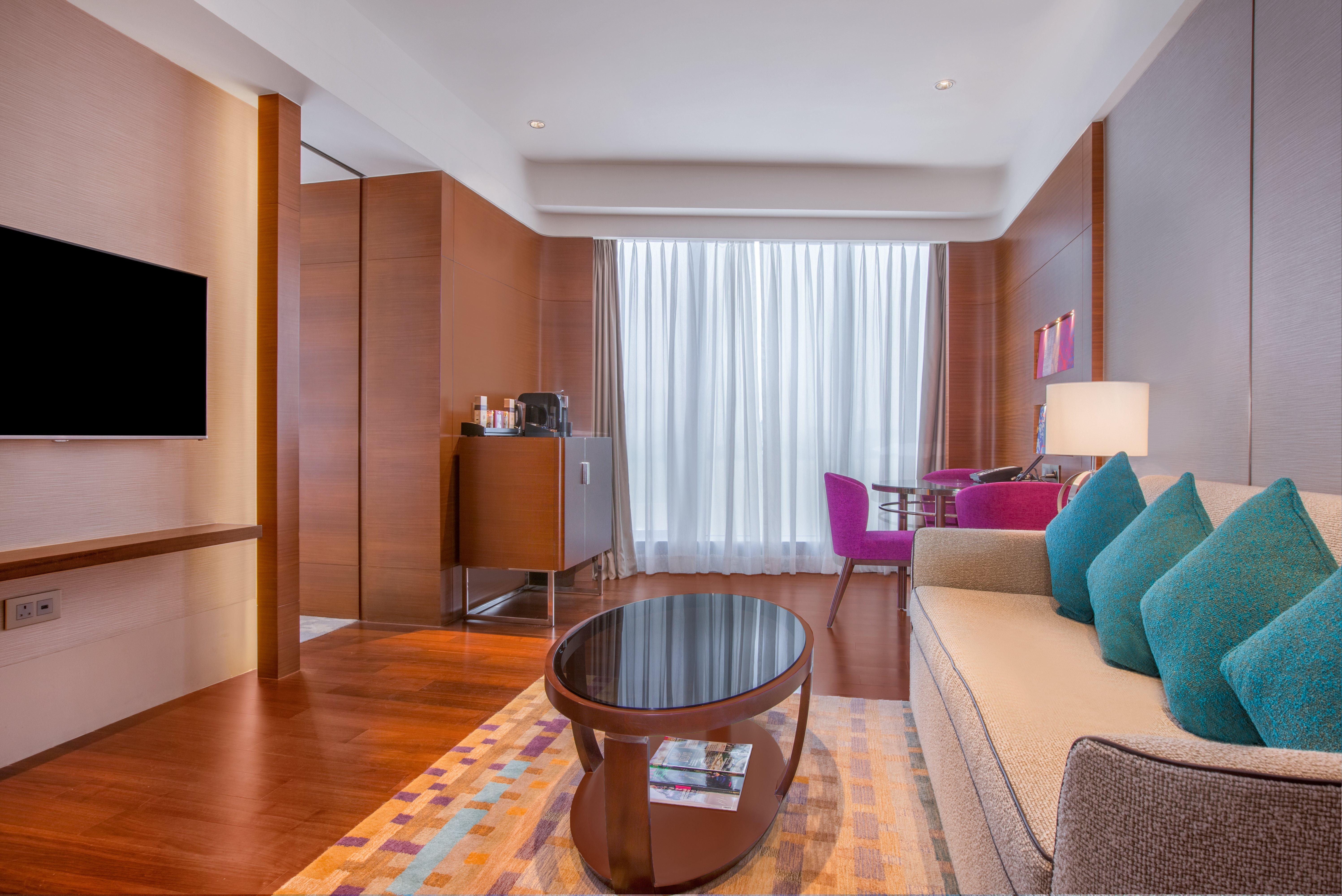 Crowne Plaza Macau By Ihg Hotel Екстериор снимка A suite at the hotel