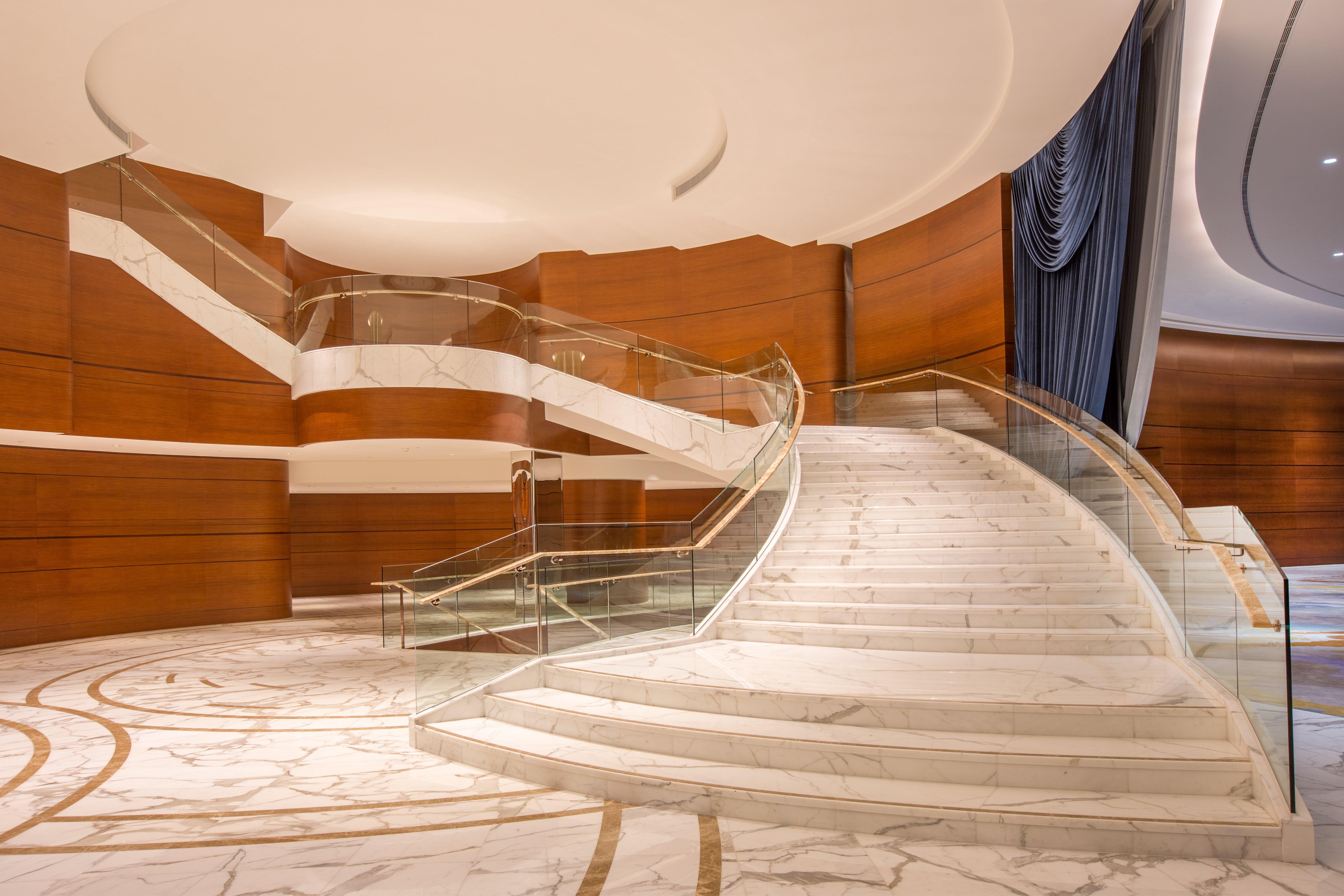 Crowne Plaza Macau By Ihg Hotel Екстериор снимка The staircase of the main hall