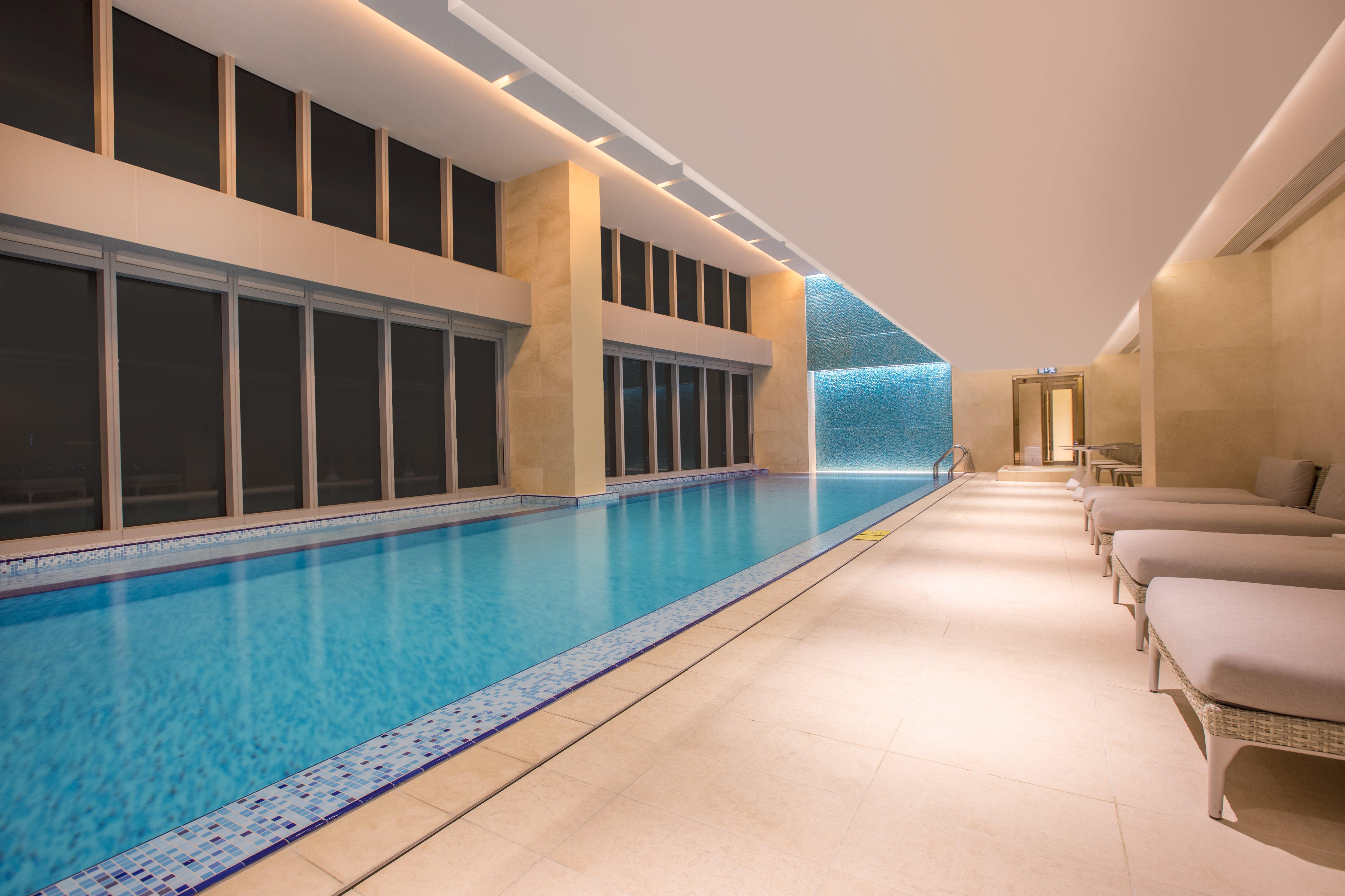 Crowne Plaza Macau By Ihg Hotel Екстериор снимка The swimming pool at The Landmark