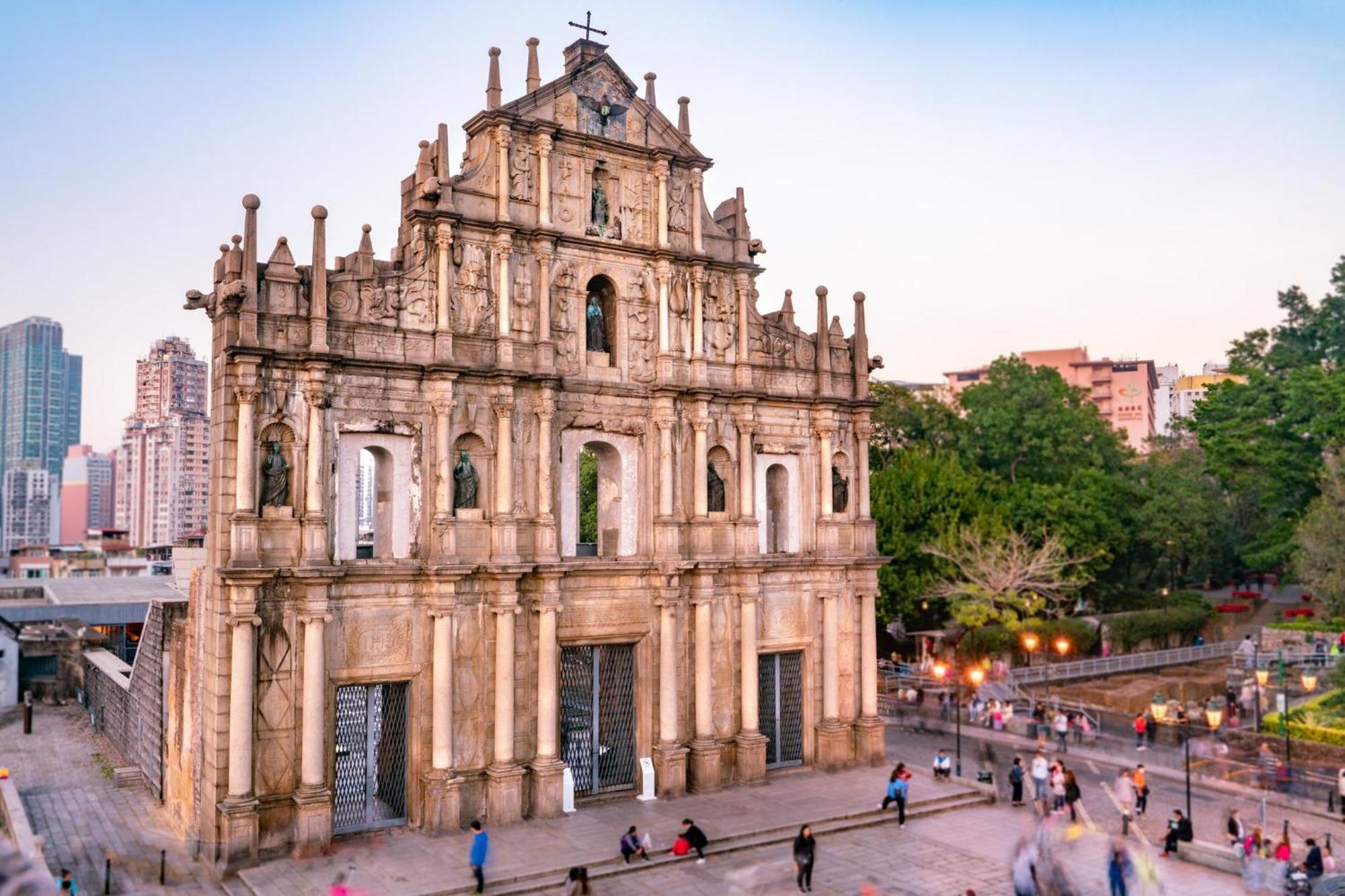 Crowne Plaza Macau By Ihg Hotel Екстериор снимка The Ruins of St. Paul's