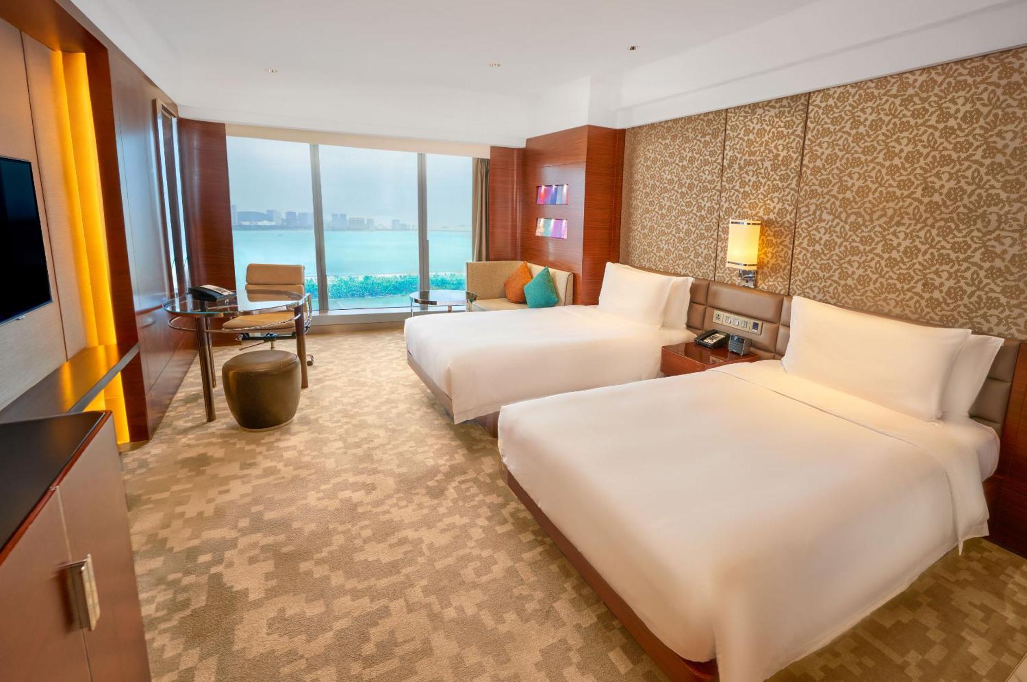 Crowne Plaza Macau By Ihg Hotel Екстериор снимка Deluxe Room