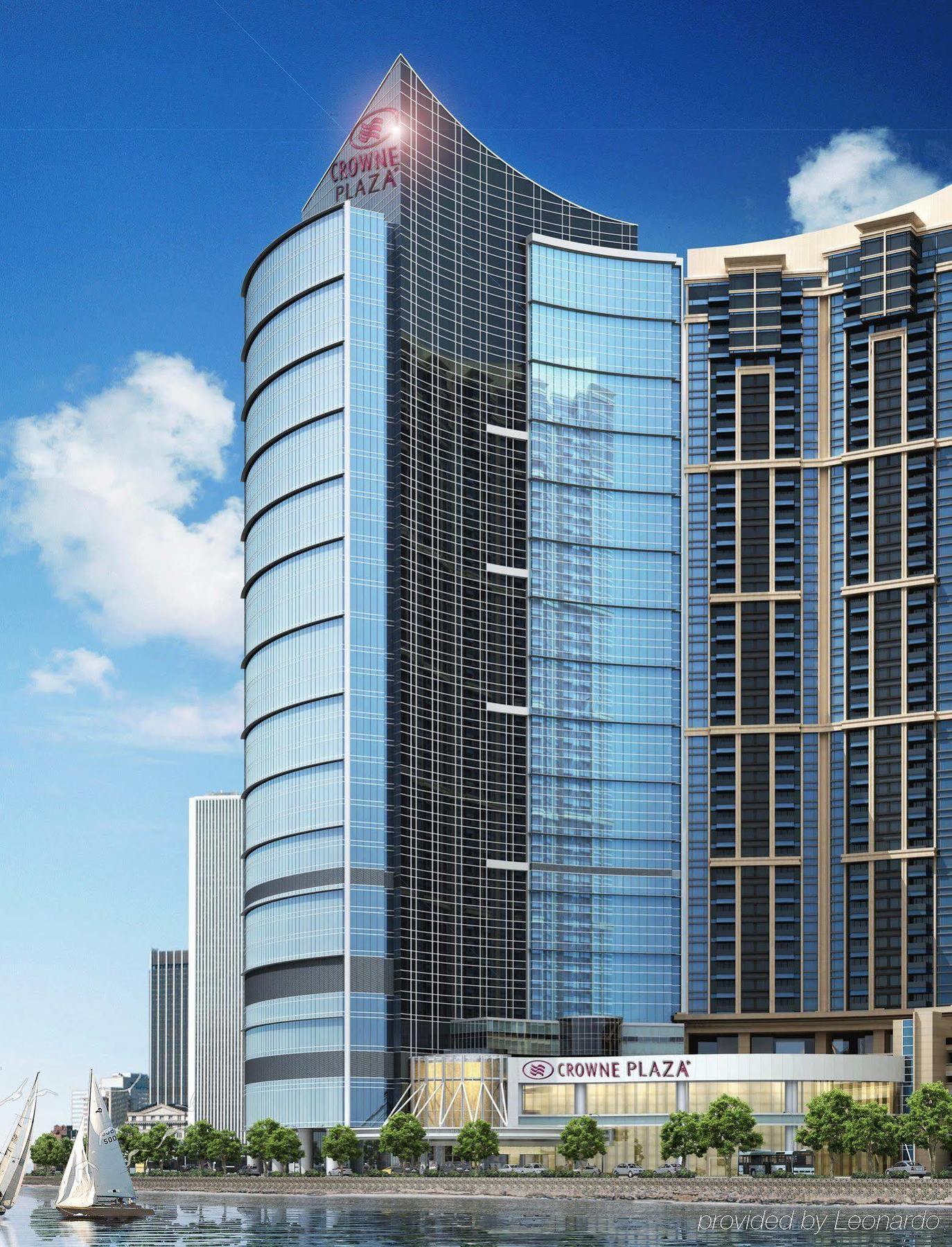 Crowne Plaza Macau By Ihg Hotel Екстериор снимка The building's facade