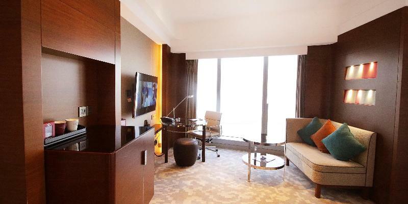Crowne Plaza Macau By Ihg Hotel Екстериор снимка A suite at the hotel